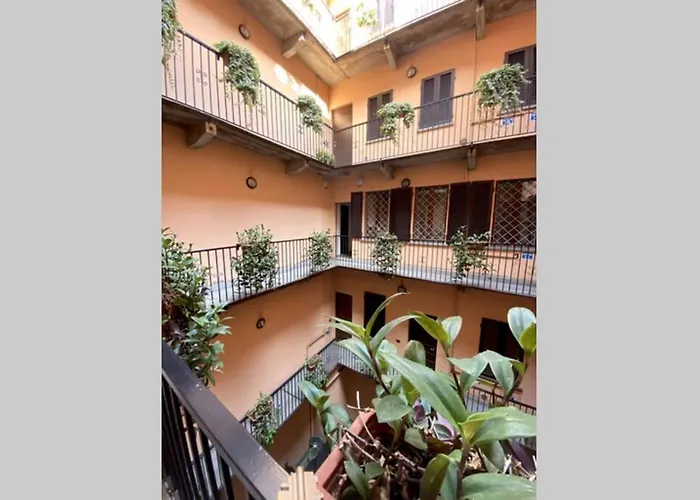 Boutique Apartment In Milano Center: Duomo Scala